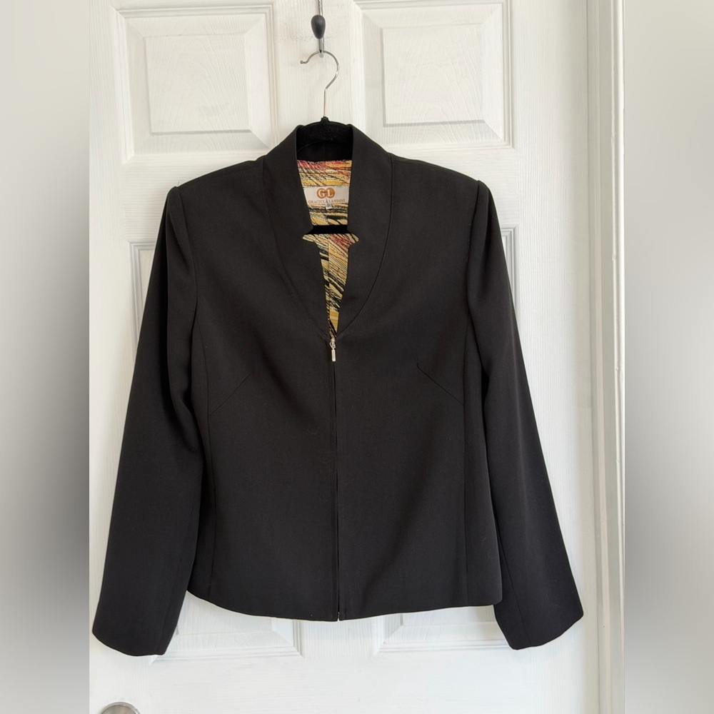 Chic Black Women's Blazer
Size 14